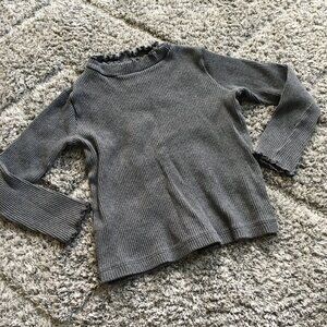 Gray Knit Sweater 3/4
